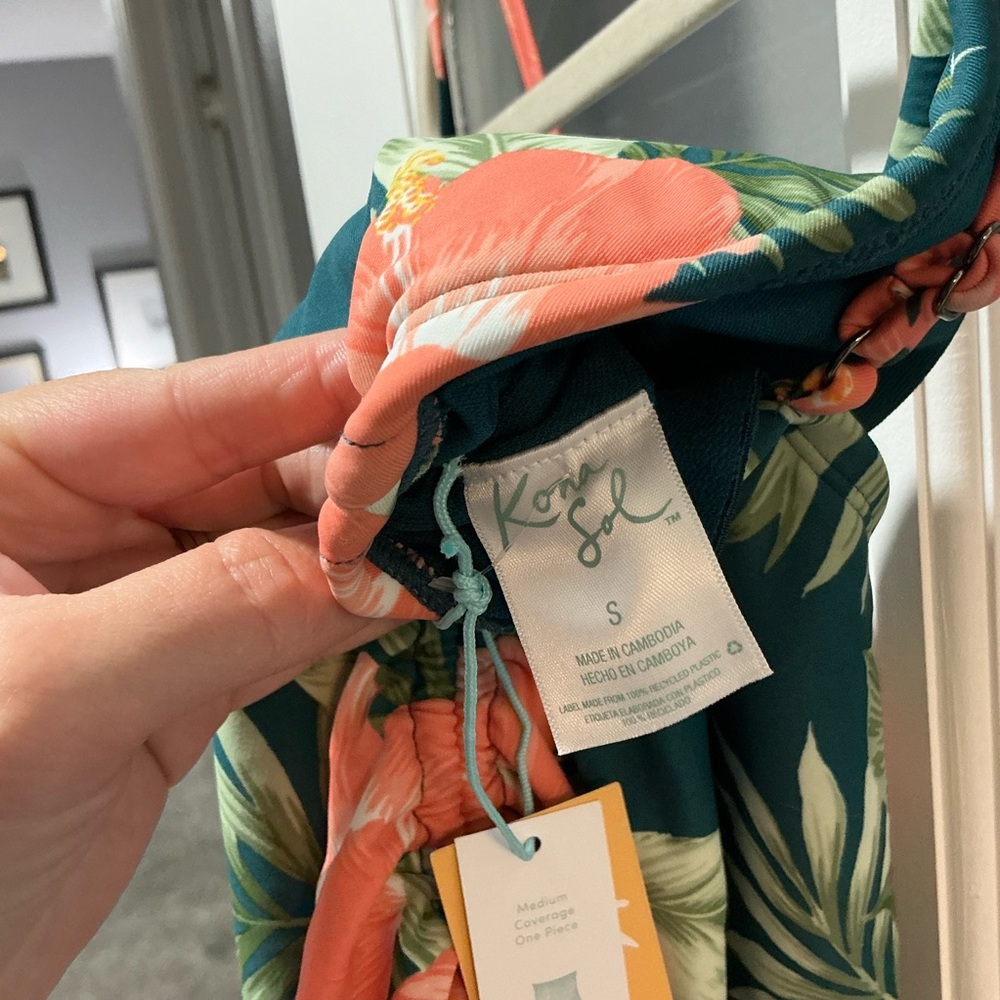 NWT Kona Sol Floral One Piece - Picture 6 of 15